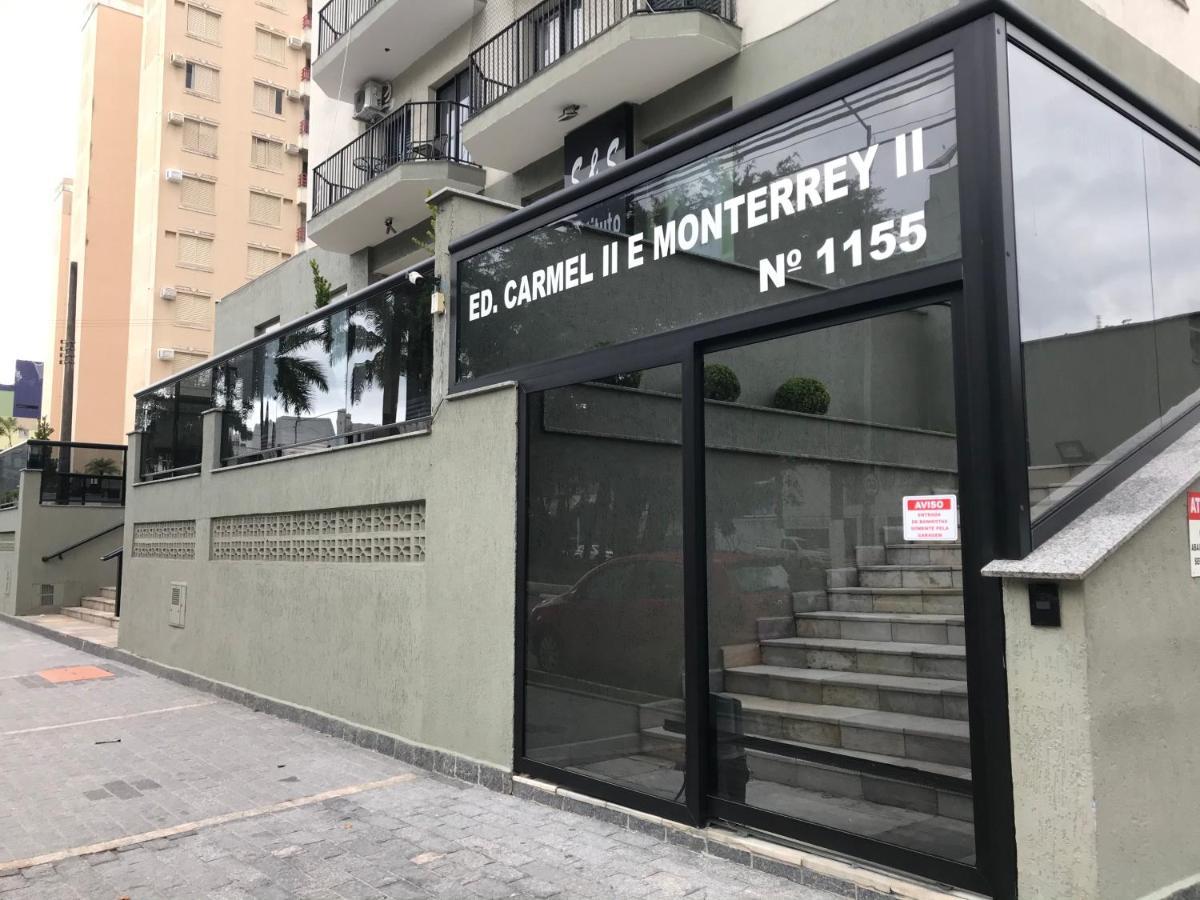 Apê Com Piscina E Ar - 2Q Da Praia Da Enseada. Guarujá Exterior foto